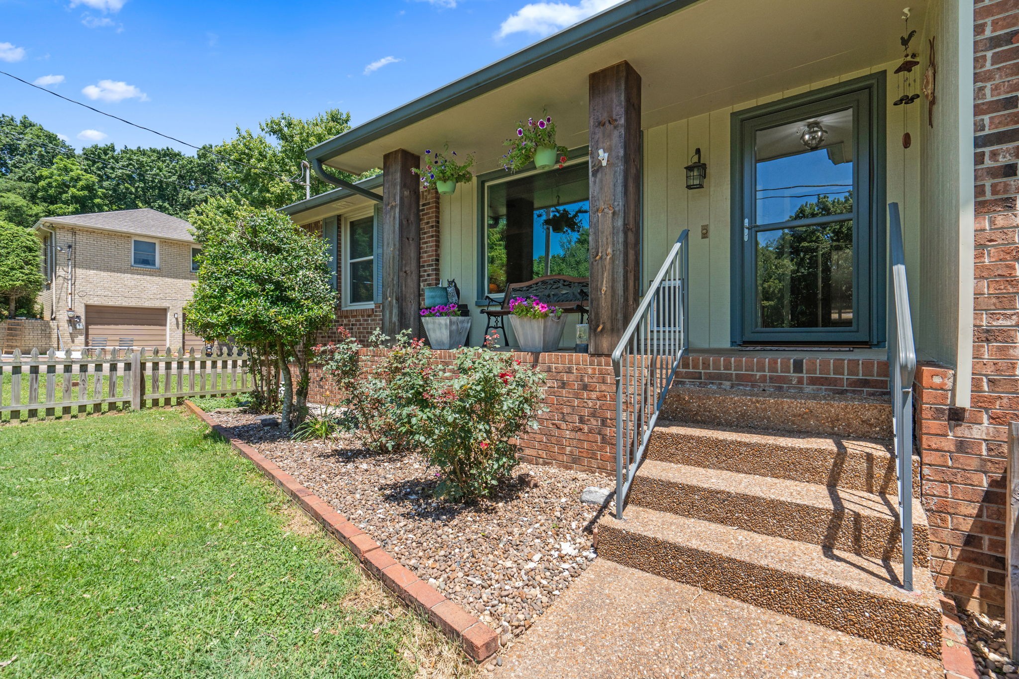 405 Isaac Dr