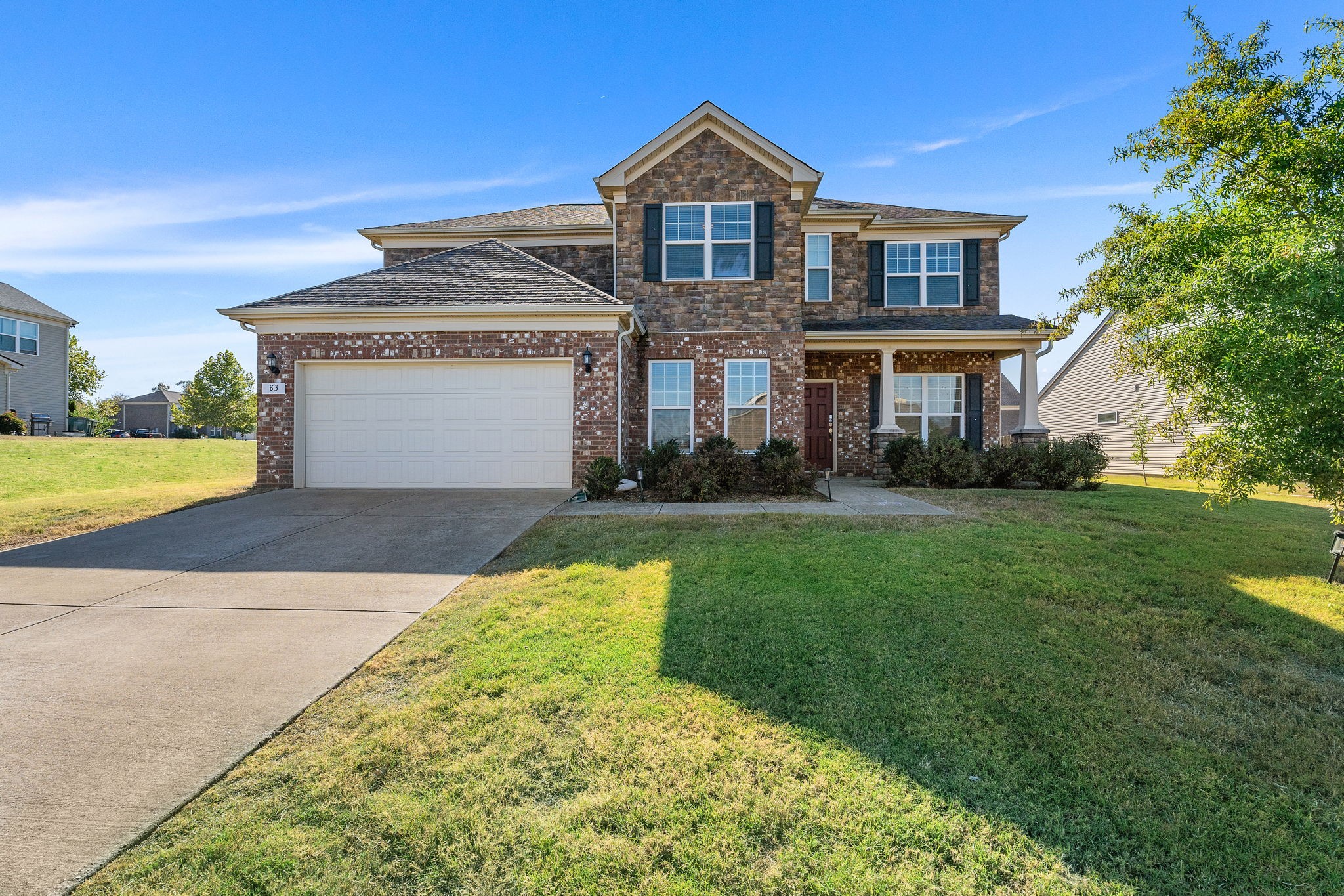 83 Drakes Dr