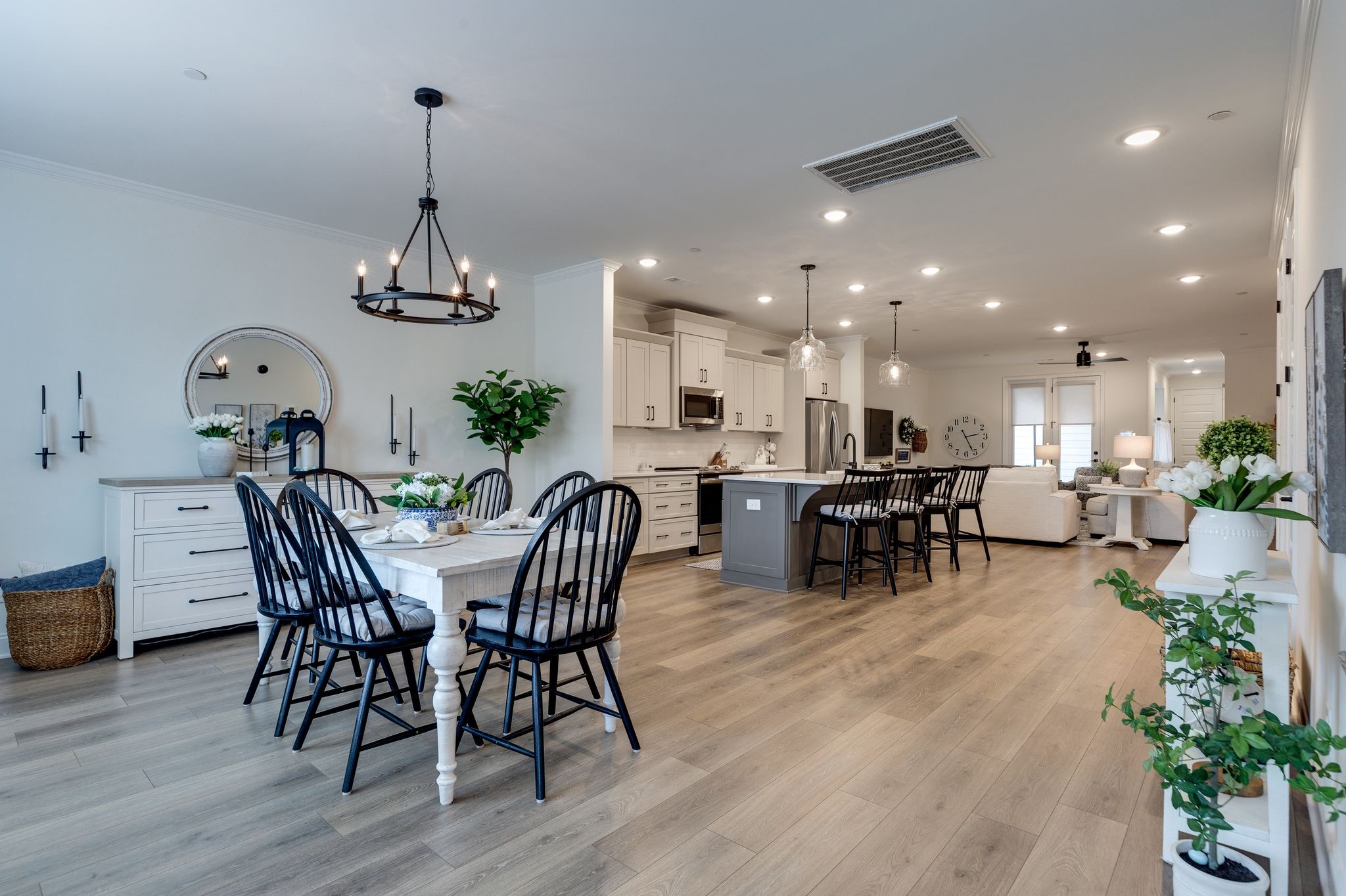 2733 Bramblewood Ln