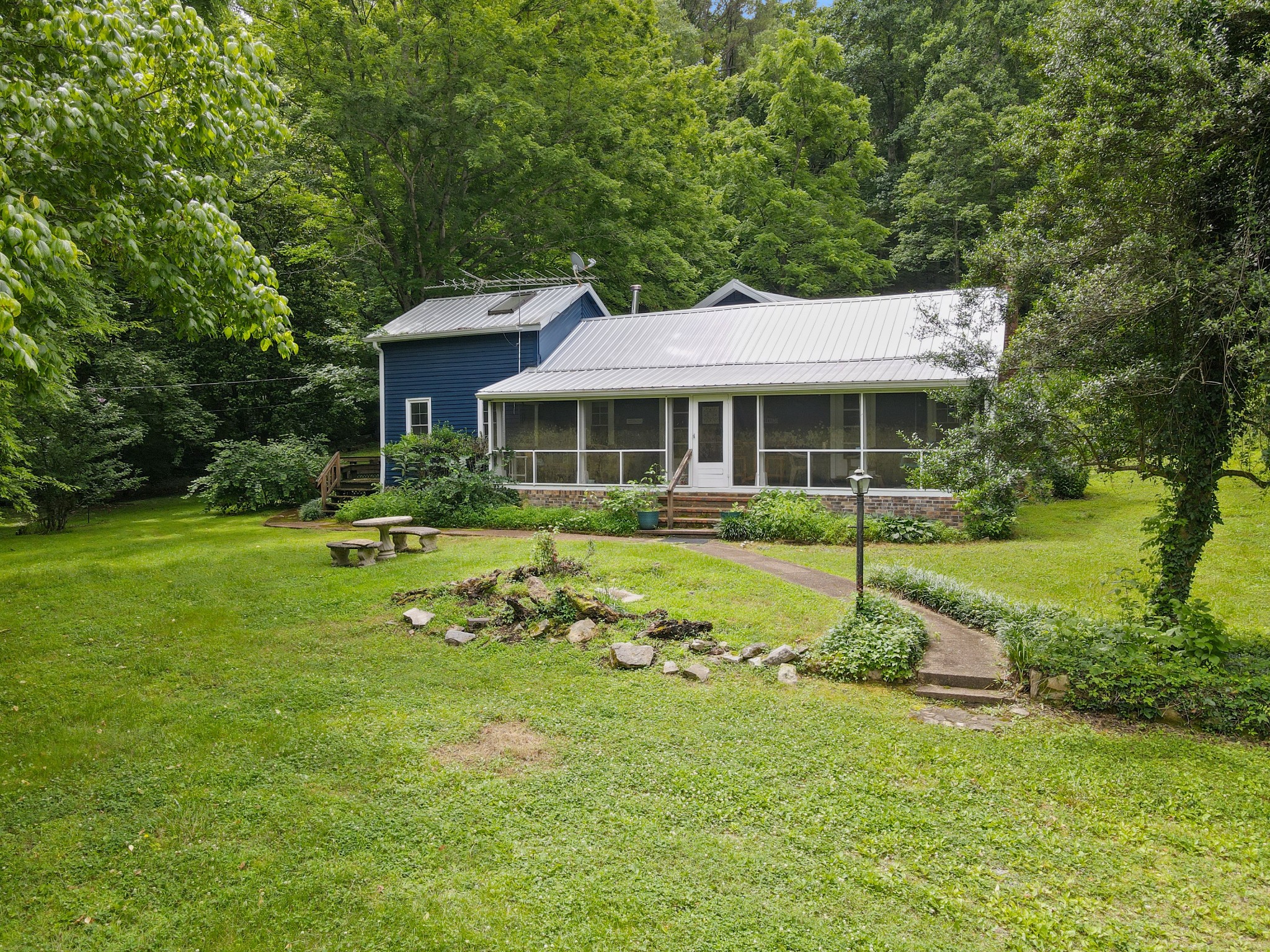 2222 Steep Hill Rd