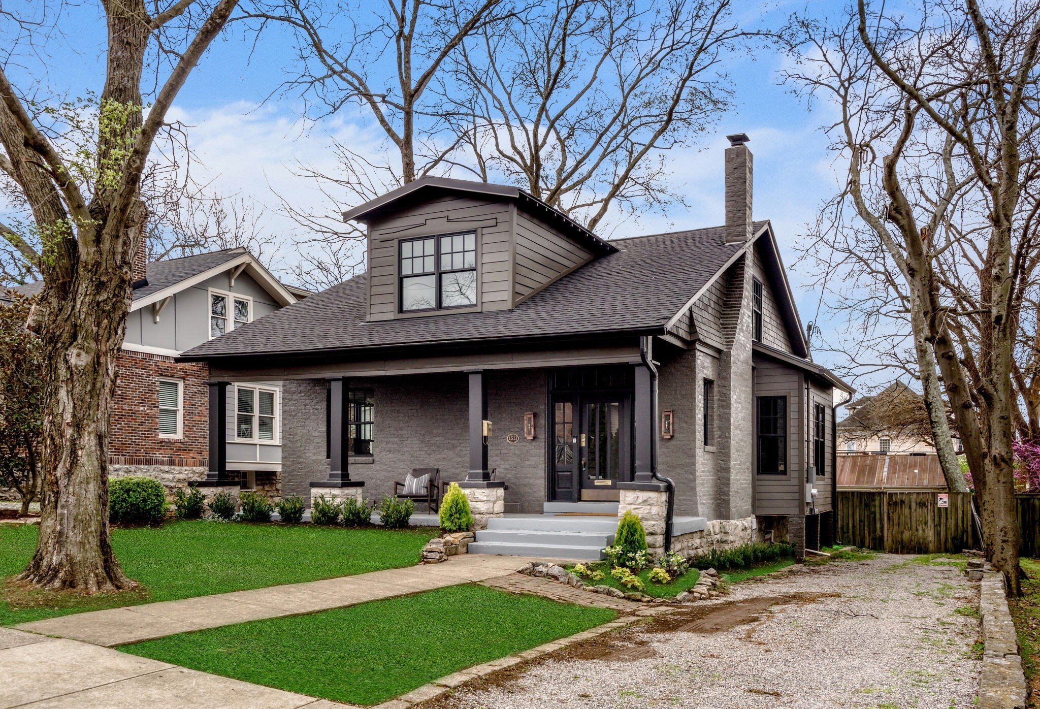 1511 Ashwood Ave