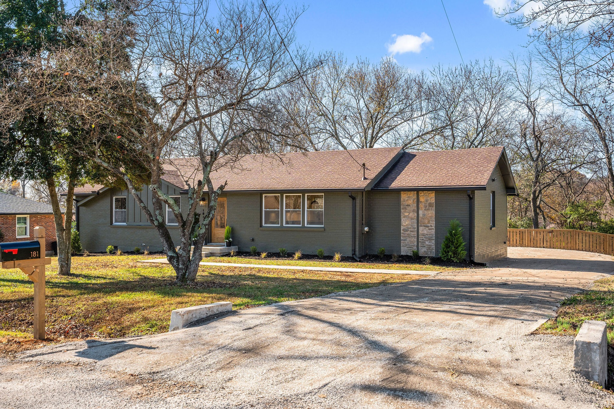 181 Roberta Dr