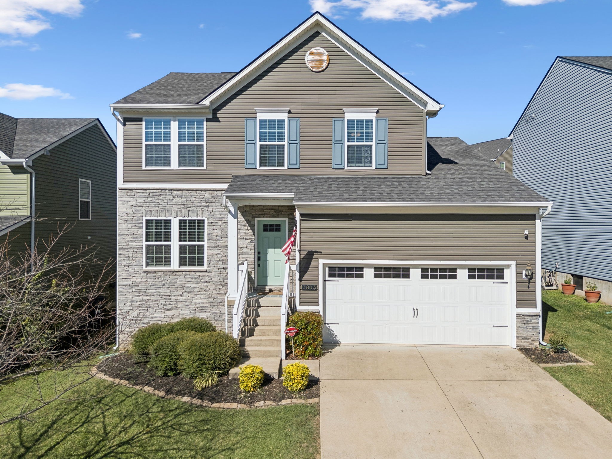 2803 Winterberry Dr