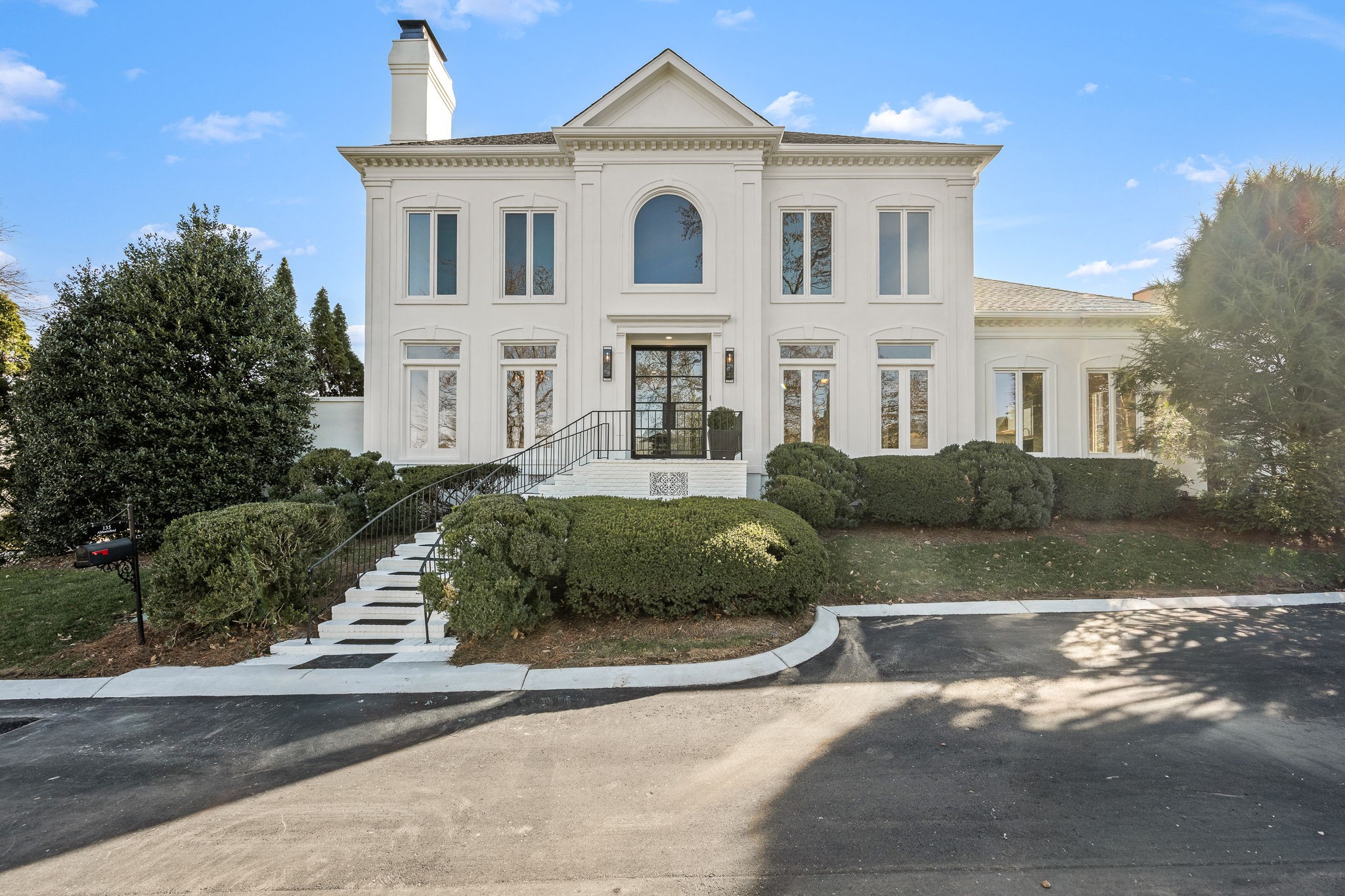 135 Abbottsford