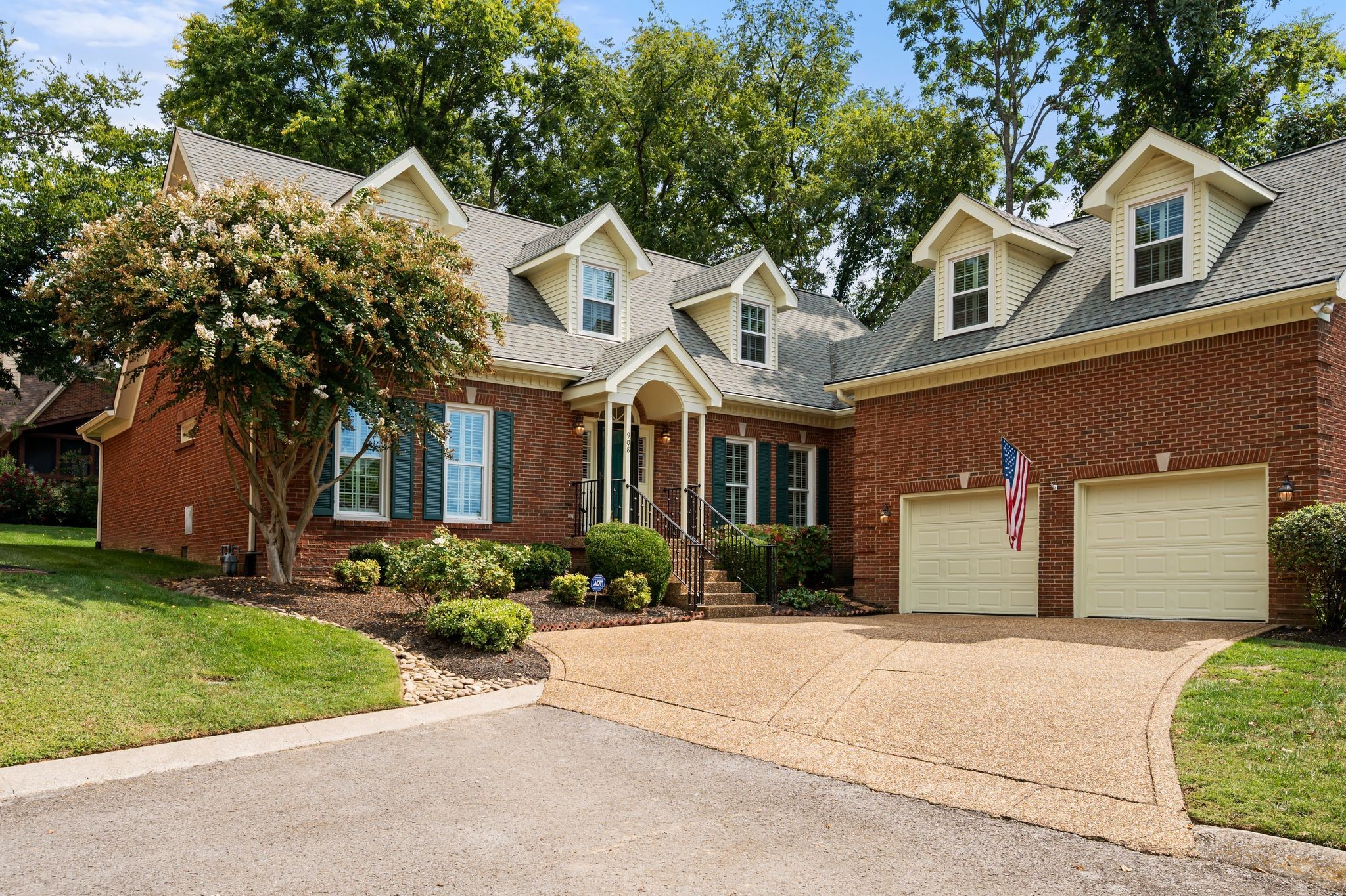 908 Stone Box Ct