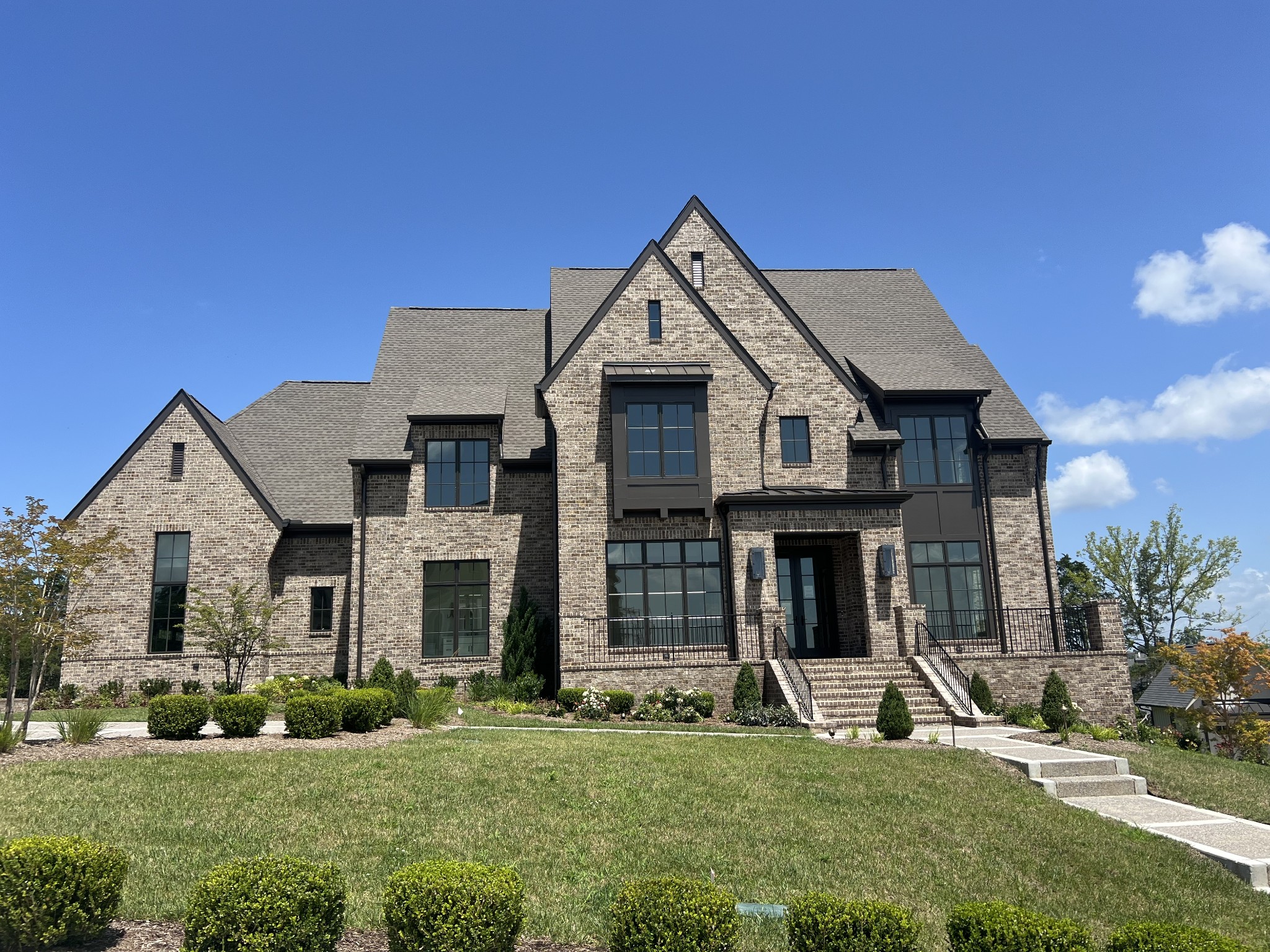 1647 Heartwood Ln