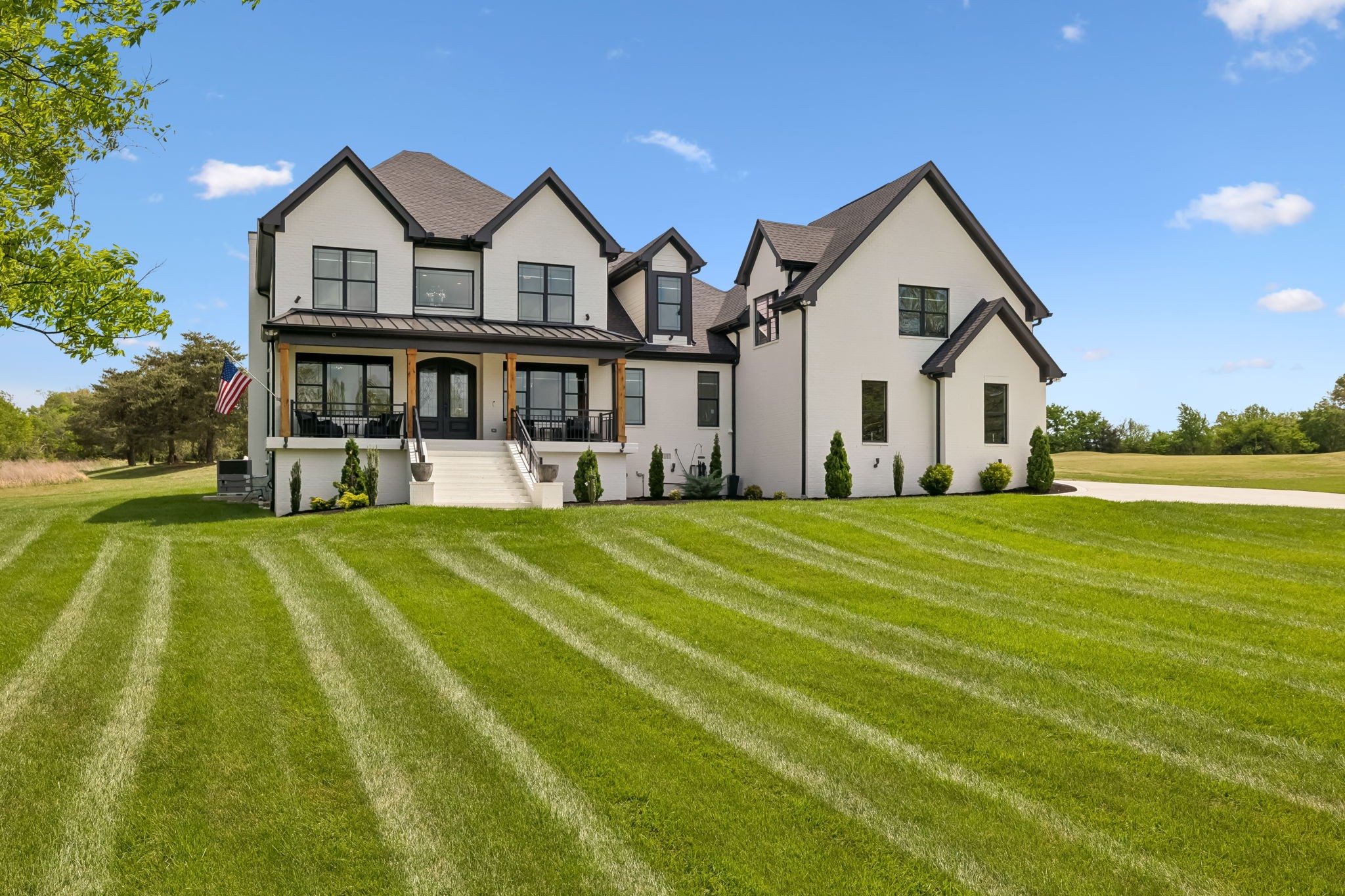 4223 Ironwood Dr