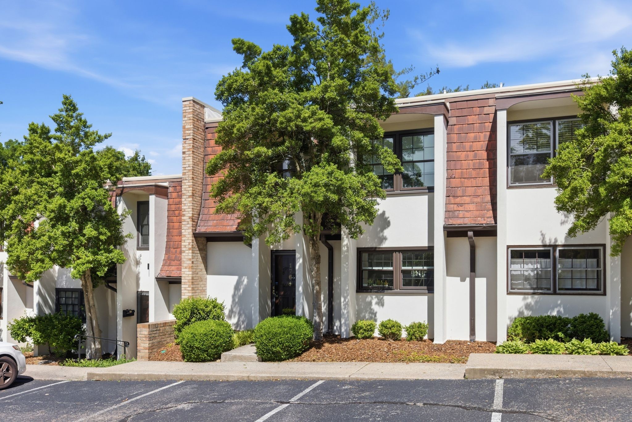 4505 Harding Pike