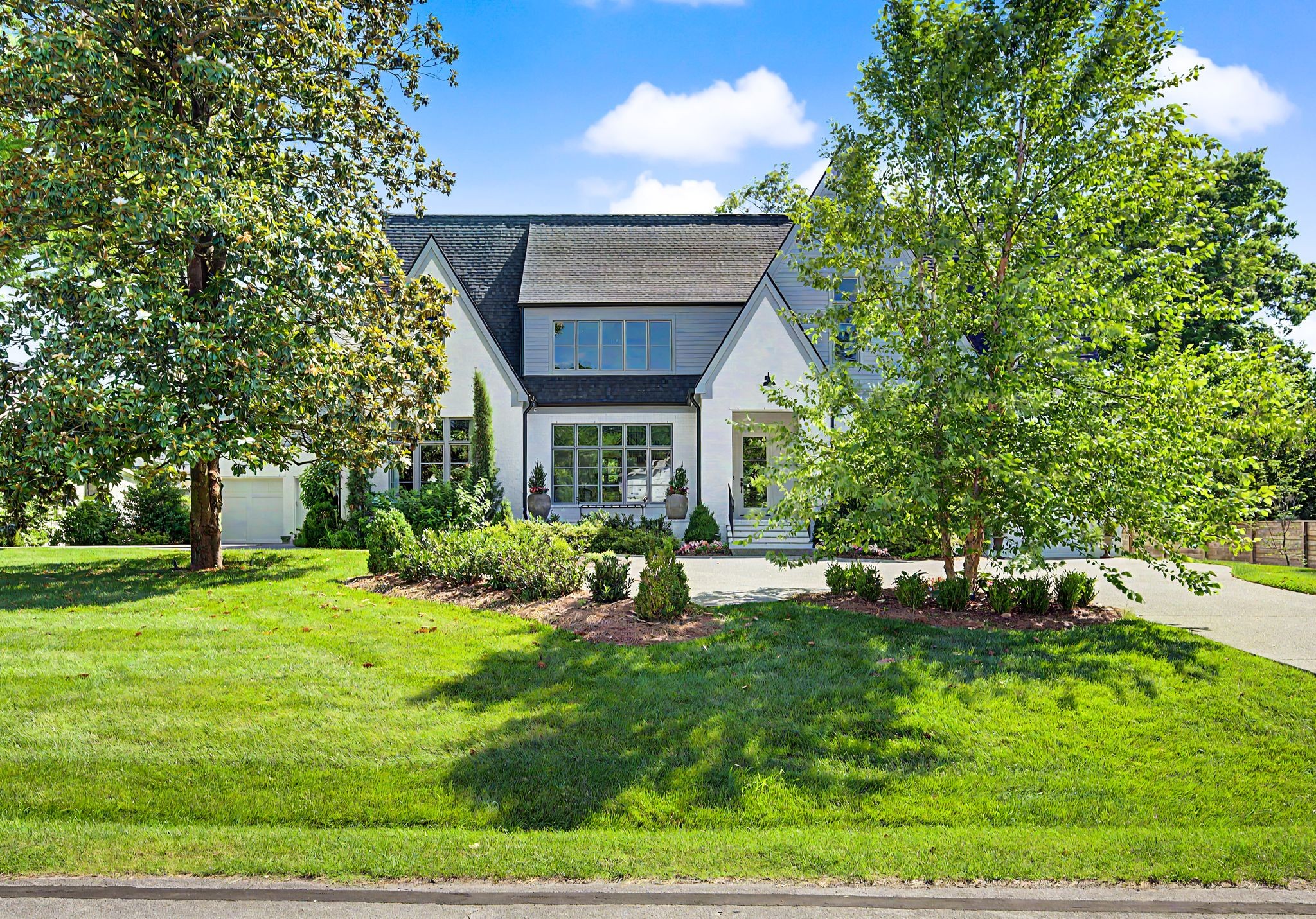2825 Sugar Tree Rd