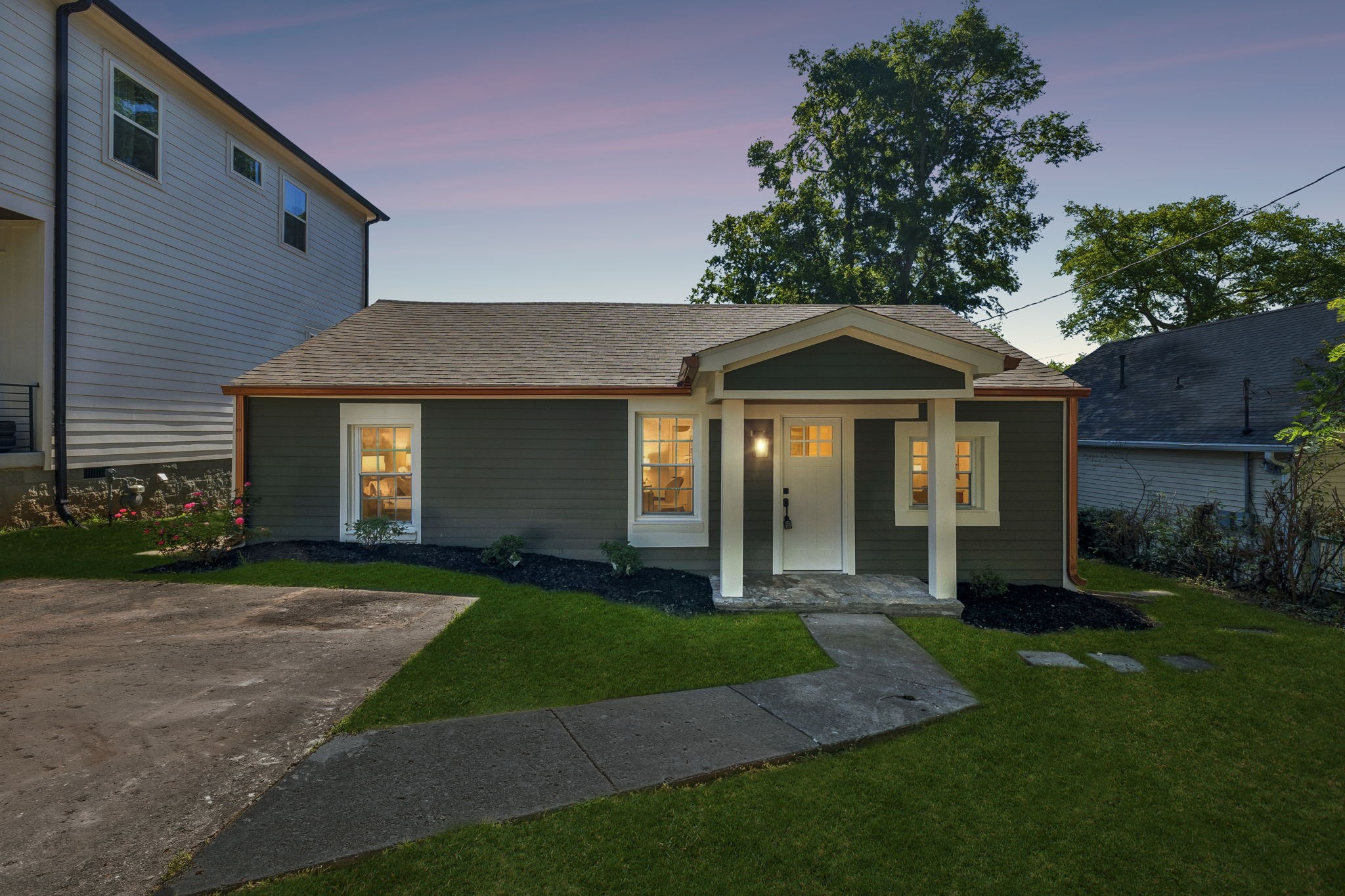 1010 43rd Ave, N