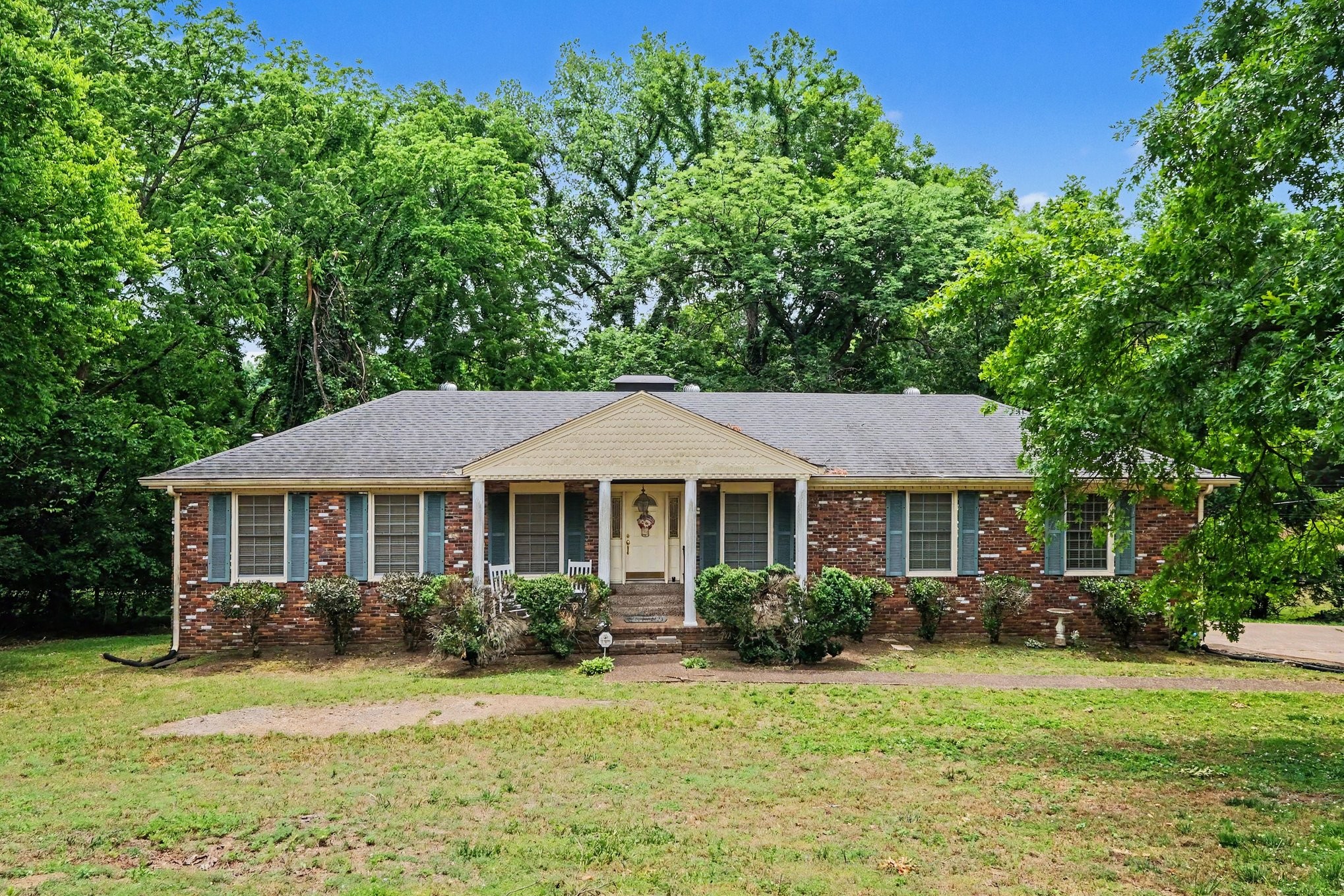 900 Plateau Pkwy
