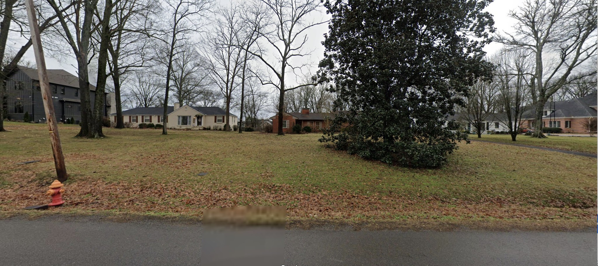 6221 Bresslyn Rd