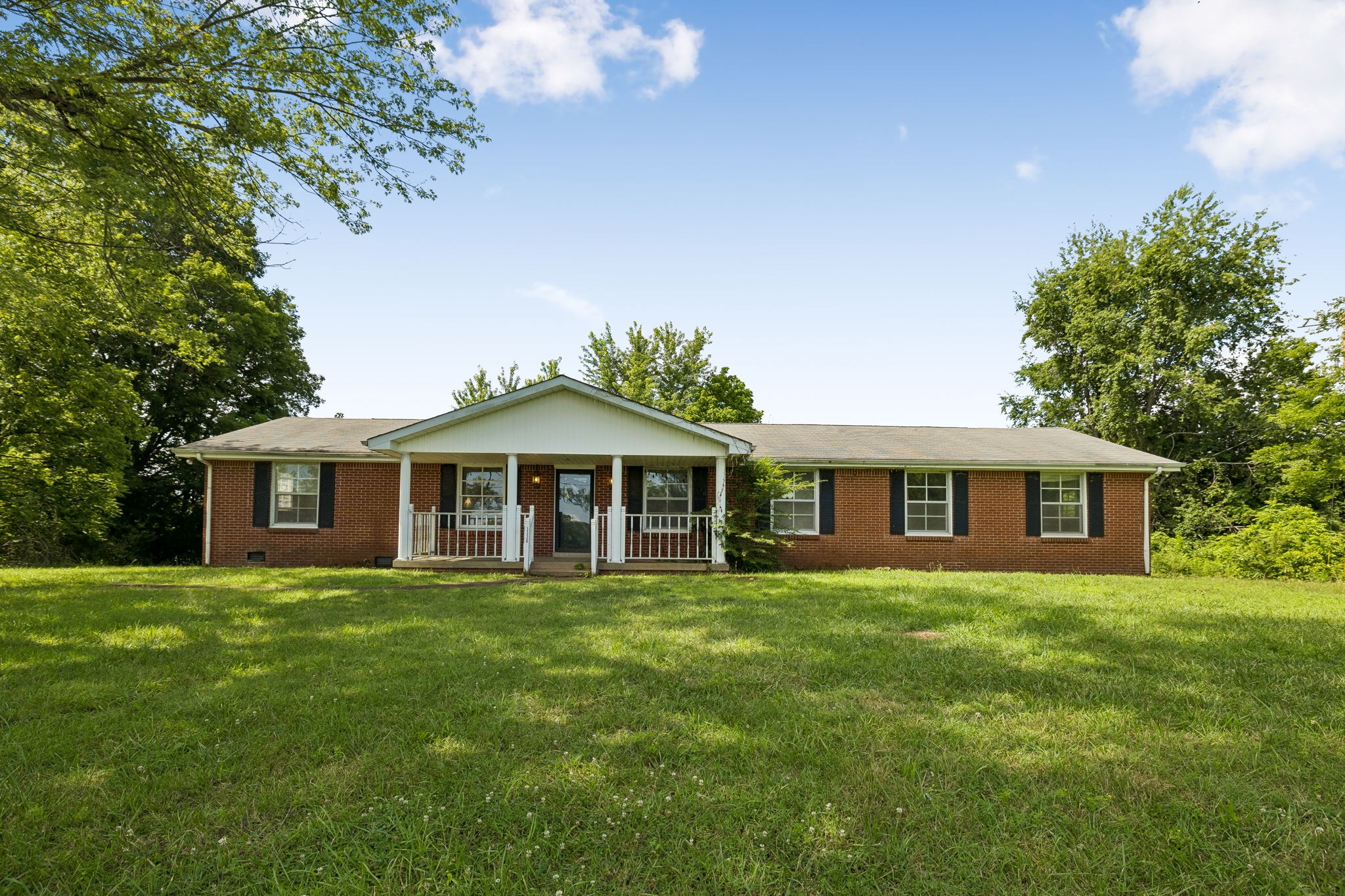3320 Highway 49, E