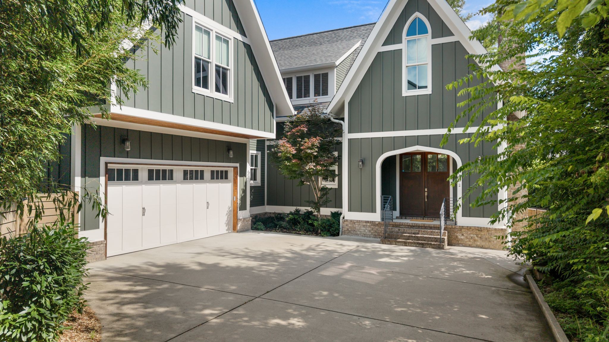 1422 Clifton Ln